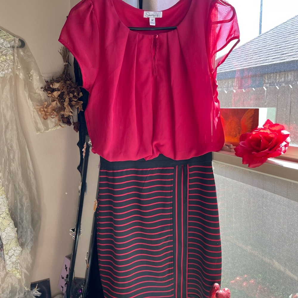 Speechless Red and black asymmetrical dress